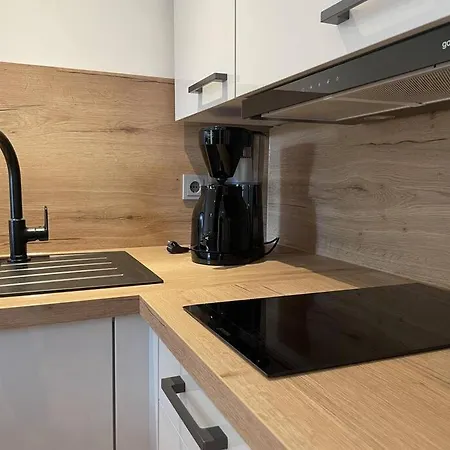 Stylische Suedsternchen *